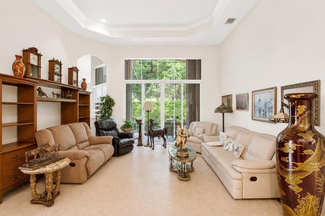8855 Majorca Bay Drive, Lake Worth FL 33467 - Lake Worth, FL - Photo 5