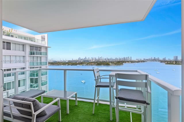 1000 West Ave # 1518, Miami Beach FL 33139 - Miami Beach, FL - Photo 4