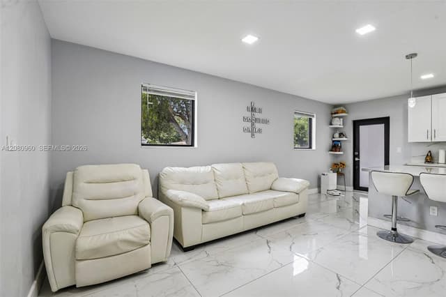 1421 N 68th Ter, Hollywood FL 33024 - Hollywood, FL - Photo 7