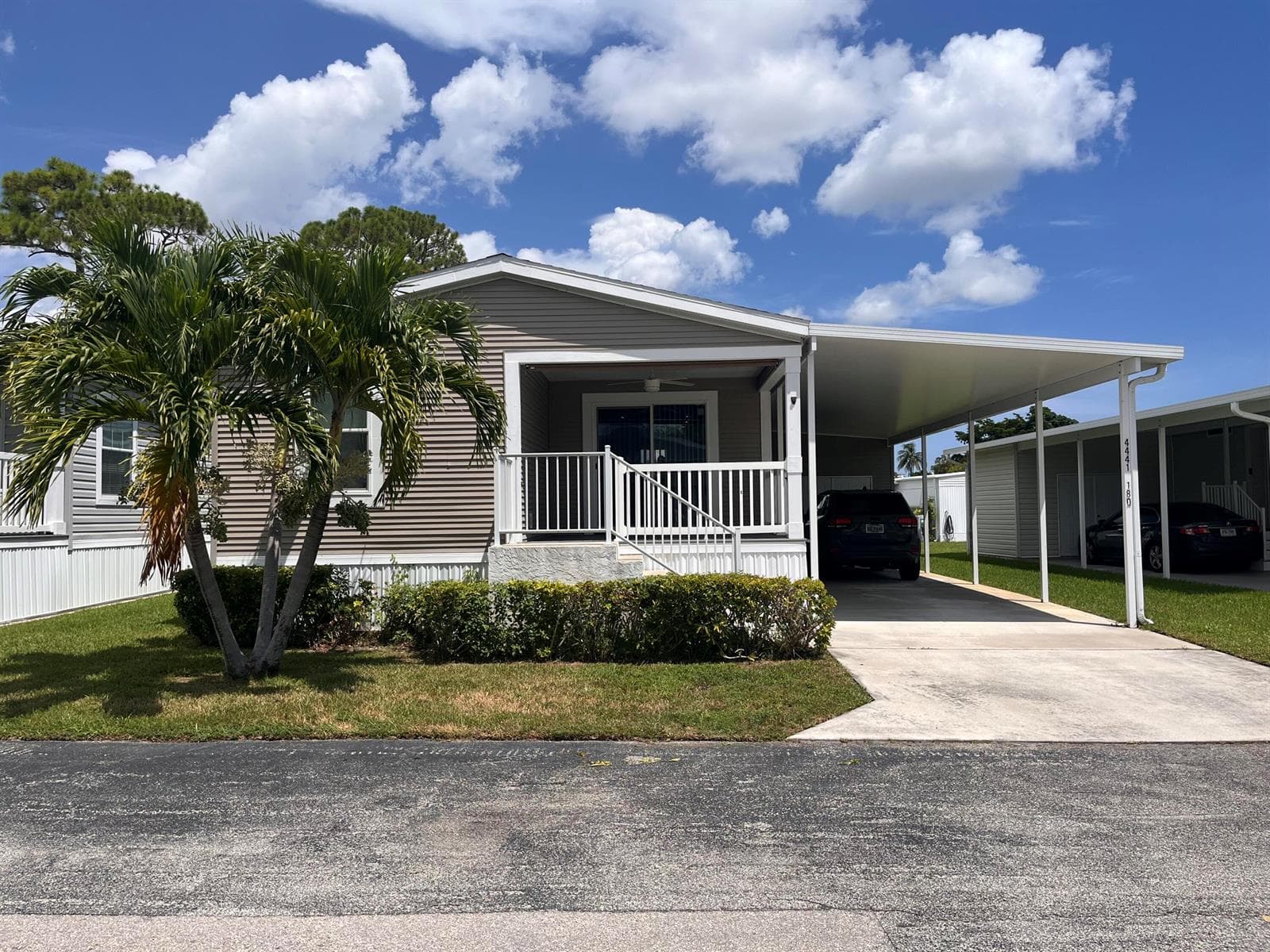 4441 S BEVERLEE Court E # 180, Boynton Beach FL 33436
