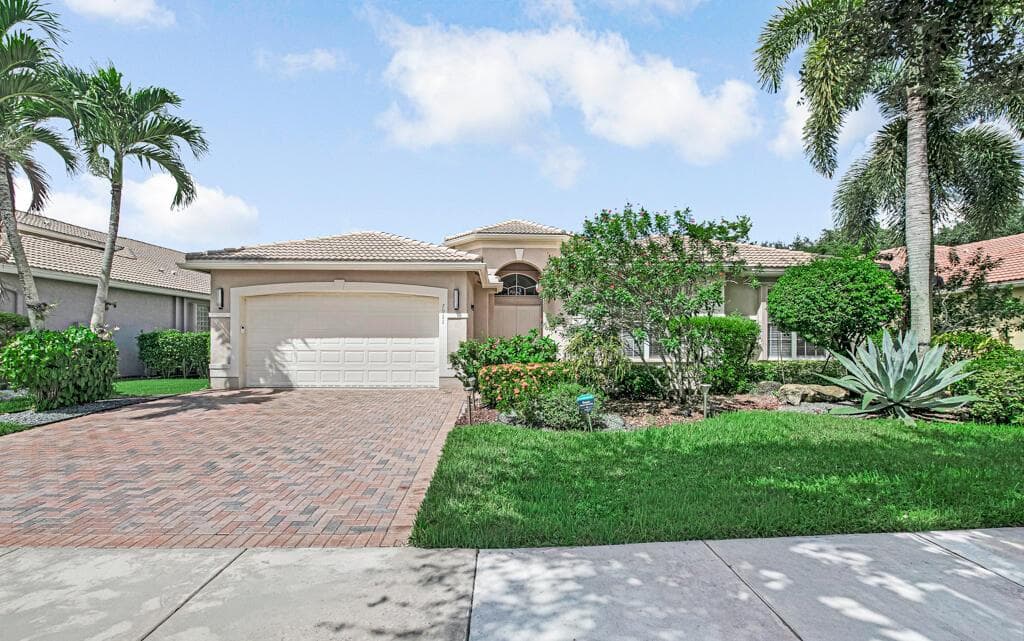 7911 Ferndale Bend Drive, Lake Worth FL 33467 - Lake Worth, FL - Photo 1