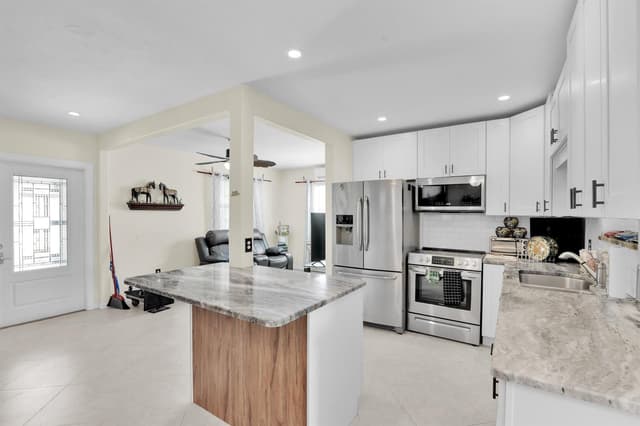 5221 NE 16TH Avenue, Pompano Beach FL 33064 - Pompano Beach, FL - Photo 2