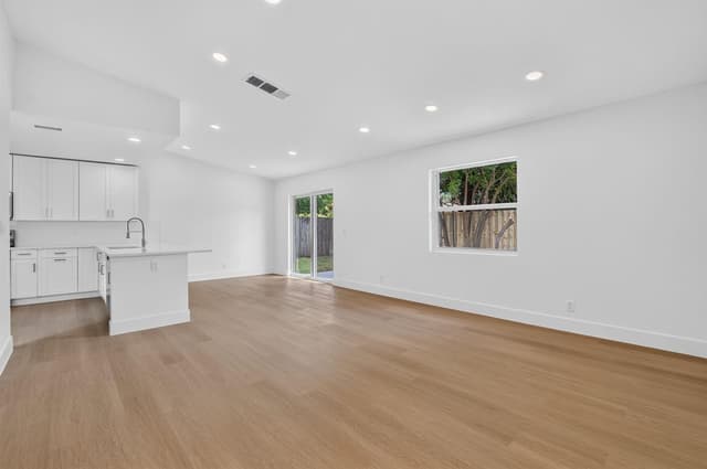 386 NW 40th Terrace, Deerfield Beach FL 33442 - Deerfield Beach, FL - Photo 7