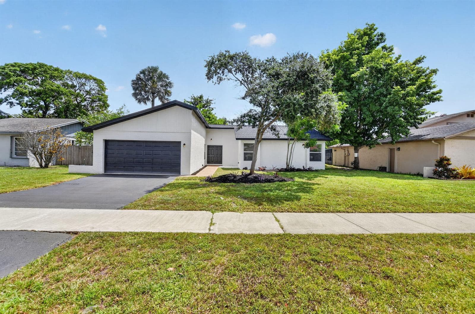 386 NW 40th Terrace, Deerfield Beach FL 33442