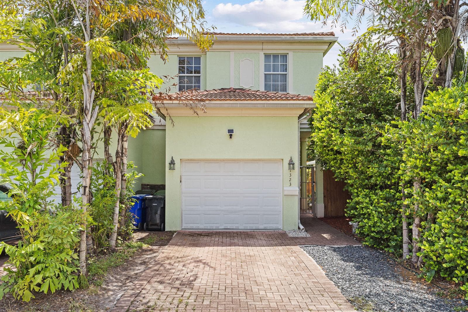 1323 NE 5TH Terrace # 1323, Fort Lauderdale FL 33304 - Fort Lauderdale, FL - Photo 1