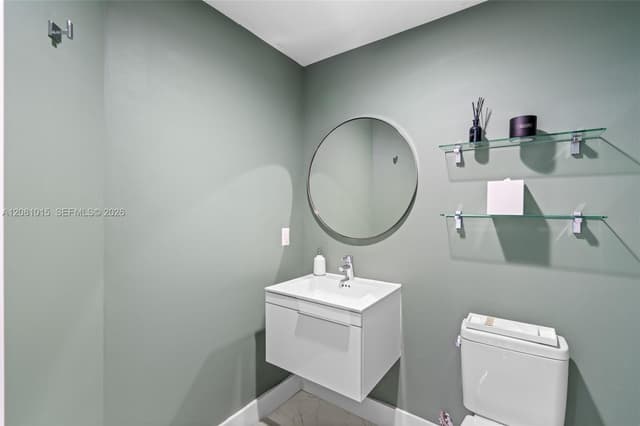 17111 Biscayne Blvd # 402, North Miami Beach FL 33160 - North Miami Beach, FL - Photo 4