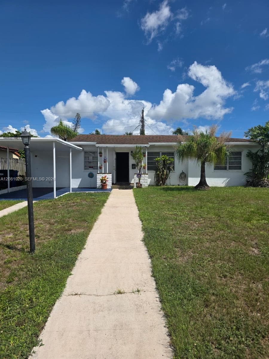 921 NE 163rd St, North Miami Beach FL 33162 - North Miami Beach, FL - Photo 1