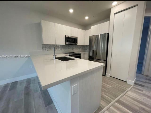 10229 NW 64th Ter # 303, Doral FL 33178 - Doral, FL - Photo 3