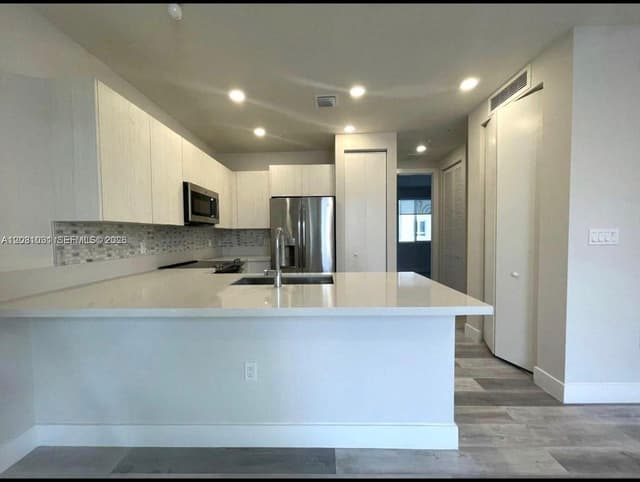 10229 NW 64th Ter # 303, Doral FL 33178 - Doral, FL - Photo 5