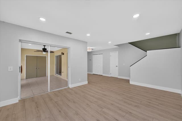6611 Via Regina, Boca Raton FL 33433 - Boca Raton, FL - Photo 2