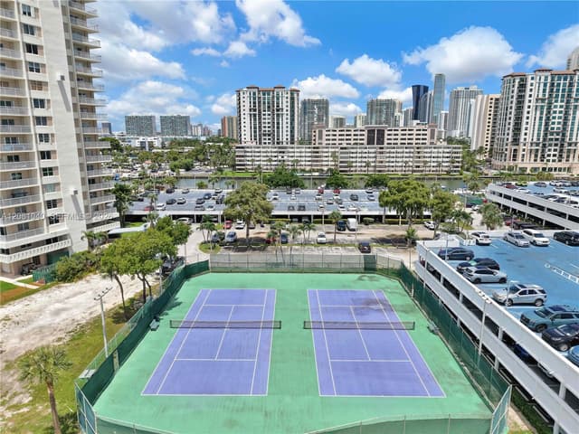300 Bayview Dr # 211, Sunny Isles Beach FL 33160 - Sunny Isles Beach, FL - Photo 2