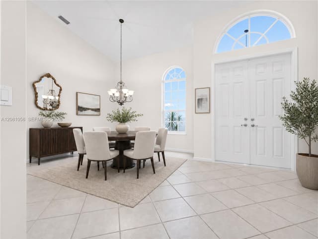 3098 Lakewood Cir, Weston FL 33332 - Weston, FL - Photo 7