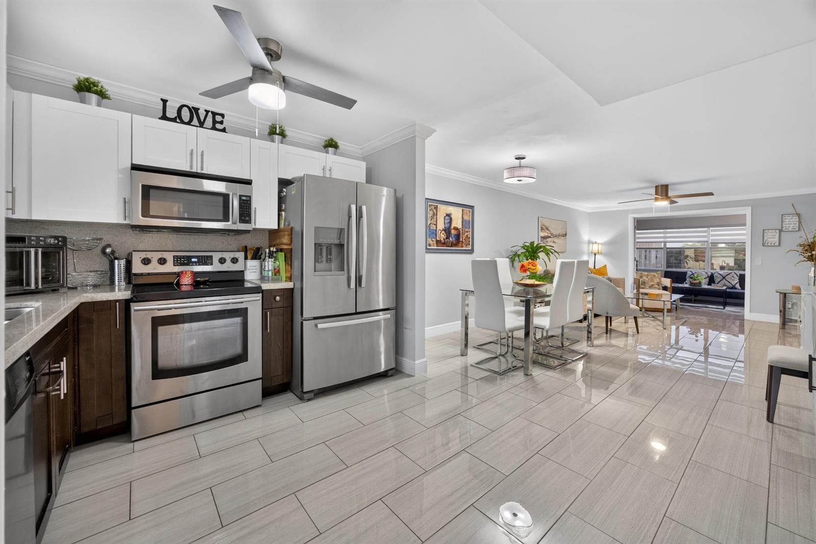 9881 Sunrise Lakes Boulevard # 308, Sunrise FL 33322