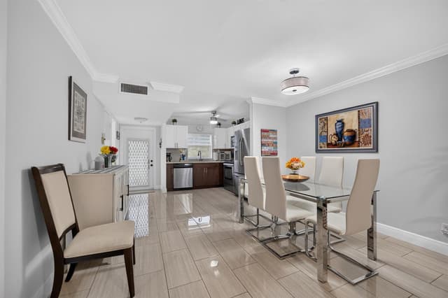 9881 Sunrise Lakes Boulevard # 308, Sunrise FL 33322 - Sunrise, FL - Photo 5