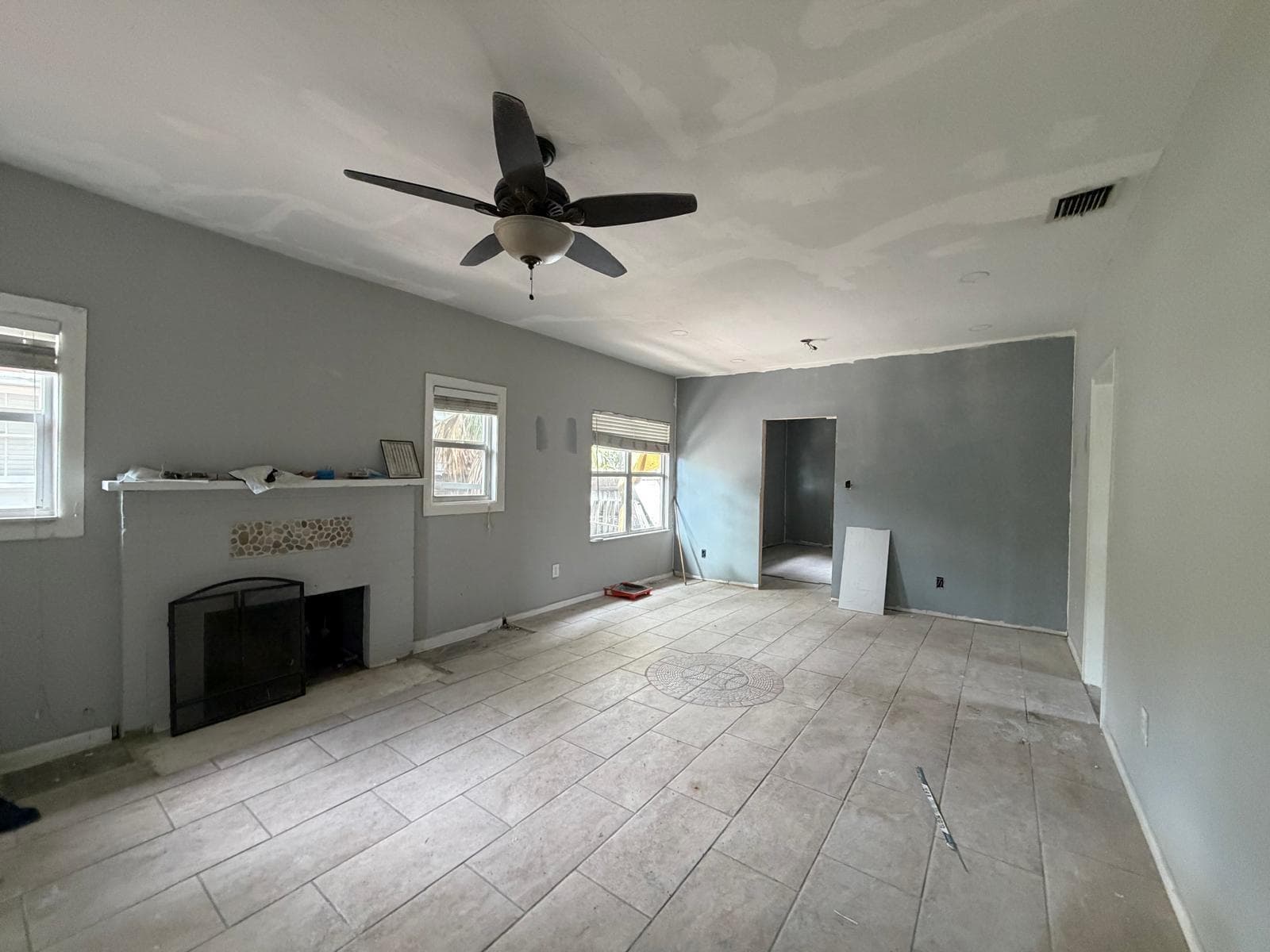 631 37TH Street # 631, West Palm Beach FL 33407 - West Palm Beach, FL - Photo 1