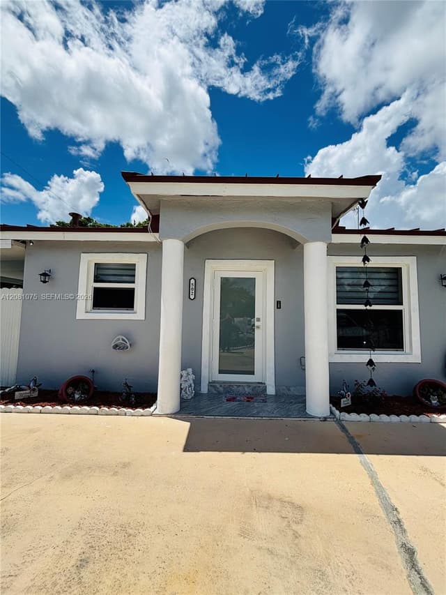 502 NW 7th Ave, Homestead FL 33030 - Homestead, FL - Photo 2