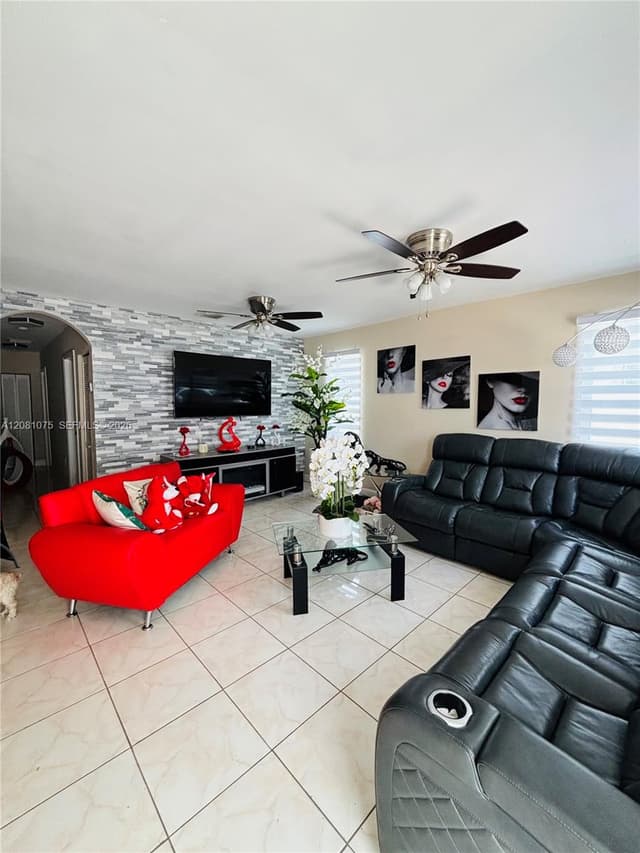 502 NW 7th Ave, Homestead FL 33030 - Homestead, FL - Photo 5