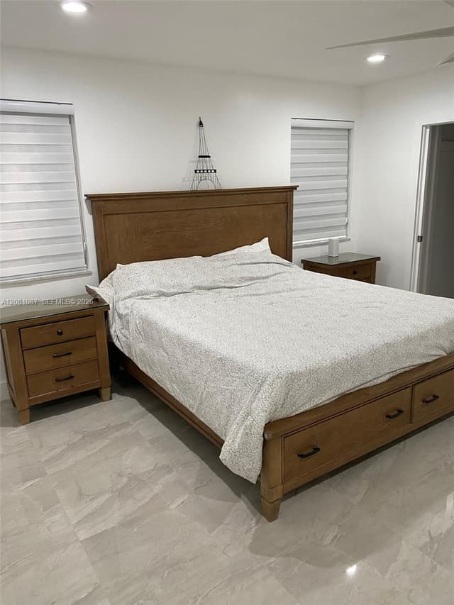 3750 N 54th Ave, Hollywood FL 33021 - Hollywood, FL - Photo 7