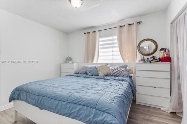 8210 NW 10th St # 4, Miami FL 33126 - Miami, FL - Photo 5