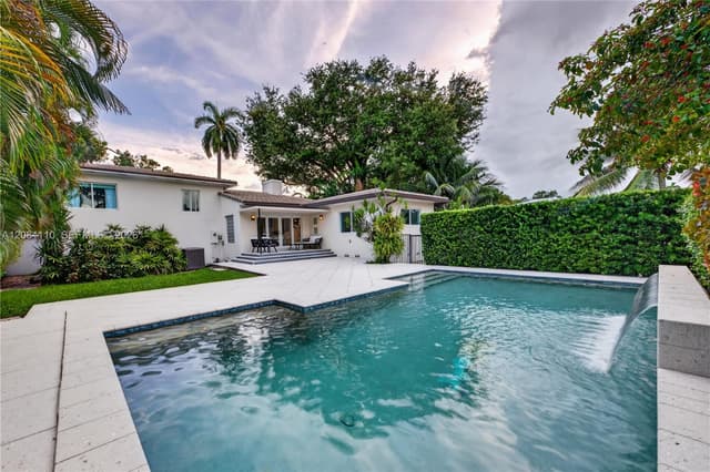 1065 NE 96th St, Miami Shores FL 33138 - Miami Shores, FL - Photo 4