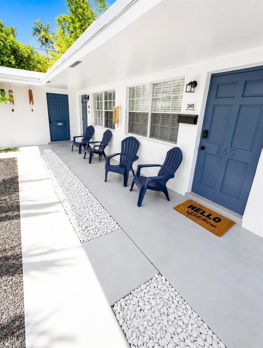245 NW 32nd Street, Oakland Park FL 33309