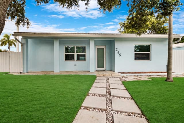 245 SW 20TH Street, Fort Lauderdale FL 33315 - Fort Lauderdale, FL - Photo 2