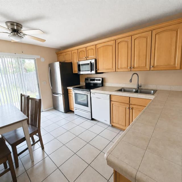 4570 Orleans Court # C, West Palm Beach FL 33415 - West Palm Beach, FL - Photo 3