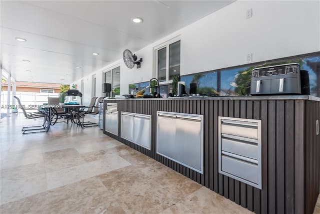12485 SW 220th St, Miami FL 33170 - Miami, FL - Photo 6