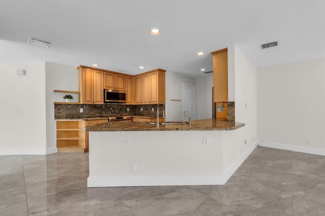 23330 Torre Circle, Boca Raton FL 33433 - Boca Raton, FL - Photo 5