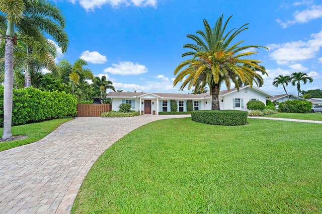 215 Golfview Drive, Tequesta FL 33469 - Tequesta, FL - Photo 5