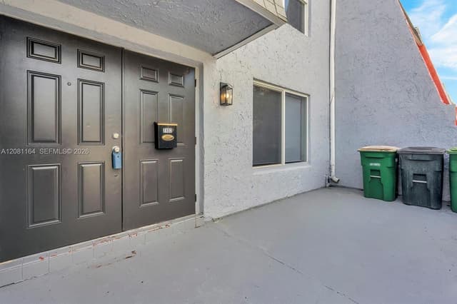 7402 NW 75th St, Tamarac FL 33321 - Tamarac, FL - Photo 4