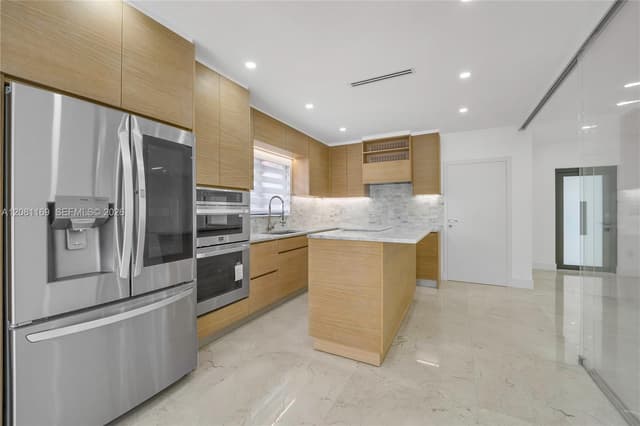 728 Majorca Ave, Coral Gables FL 33134 - Coral Gables, FL - Photo 6