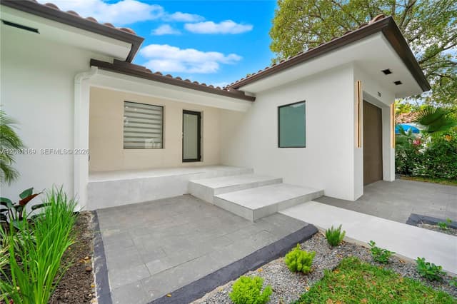 728 Majorca Ave, Coral Gables FL 33134 - Coral Gables, FL - Photo 3