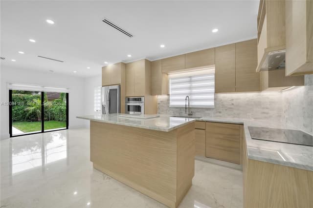 728 Majorca Ave, Coral Gables FL 33134 - Coral Gables, FL - Photo 5