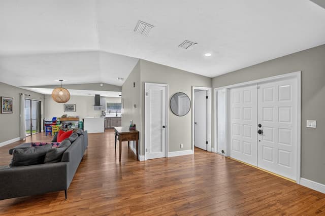 2606 SW 23rd Cranbrook Drive, Boynton Beach FL 33436 - Boynton Beach, FL - Photo 4