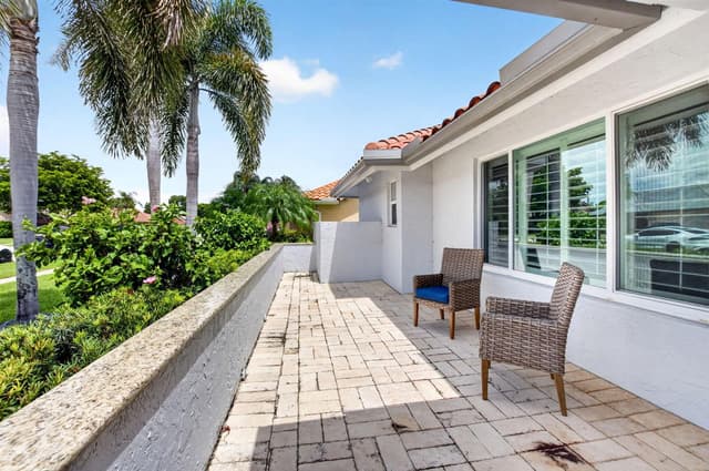 9696 Majestic Way, Boynton Beach FL 33437 - Boynton Beach, FL - Photo 4