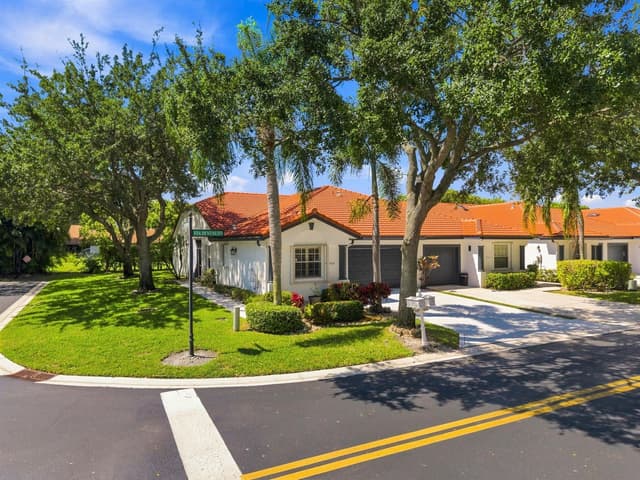8088 VIA DI VENETO, Boca Raton FL 33496 - Boca Raton, FL - Photo 2