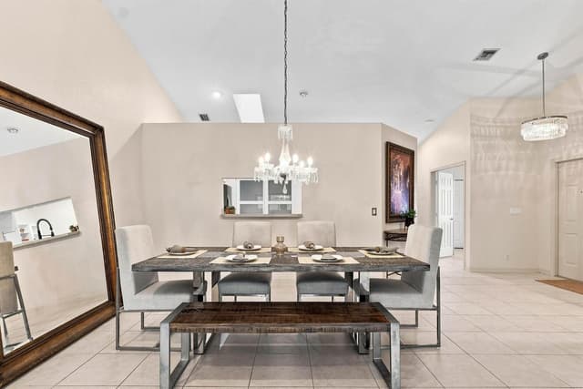 8088 VIA DI VENETO, Boca Raton FL 33496 - Boca Raton, FL - Photo 5