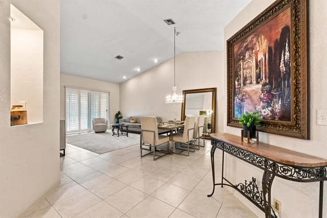 8088 VIA DI VENETO, Boca Raton FL 33496 - Boca Raton, FL - Photo 4