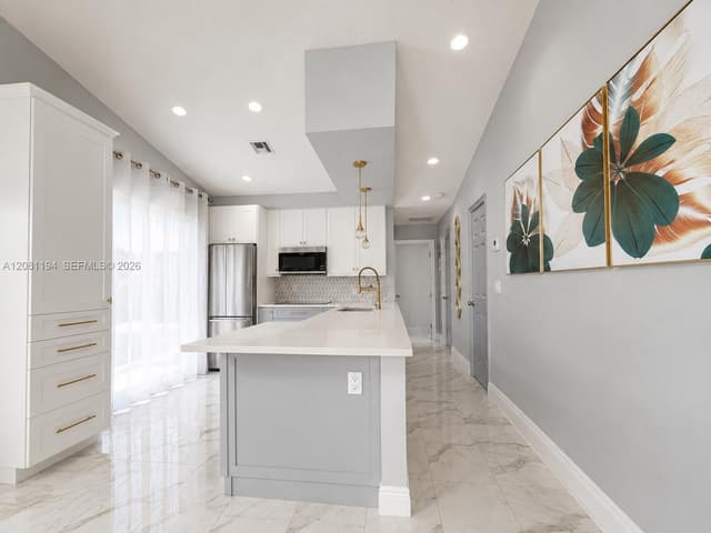 6100 Bear Creek Ct, Lake Worth FL 33467 - Lake Worth, FL - Photo 3