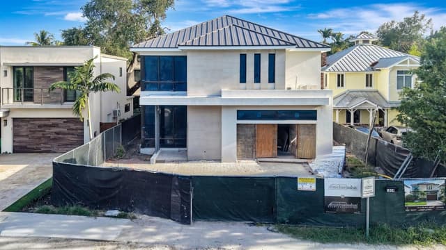 1014 SE 5th Court, Fort Lauderdale FL 33301 - Fort Lauderdale, FL - Photo 2
