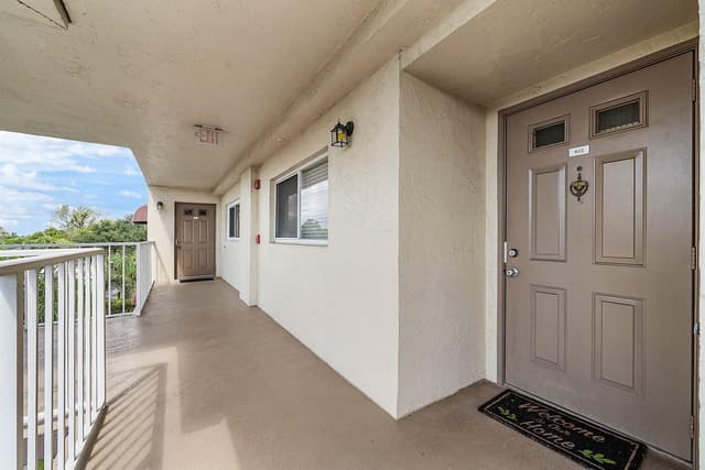 4735 LUCERNE LAKES Boulevard E # 402, Lake Worth FL 33467 - Lake Worth, FL - Photo 4