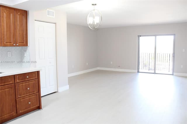 6780 W 2nd Ct # 401, Hialeah FL 33012 - Hialeah, FL - Photo 7