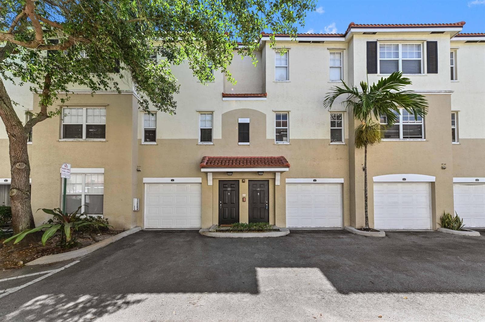 6020 W Sample Road # 204, Coral Springs FL 33067