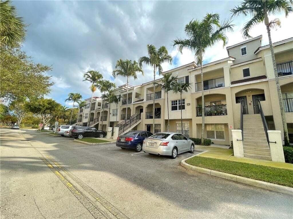 5820 W Sample Road # 305, Coral Springs FL 33063 - Coral Springs, FL - Photo 1