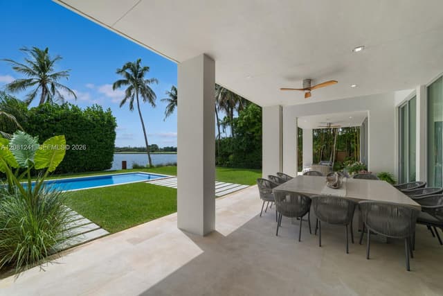 9407 E Broadview Dr, Bay Harbor Islands FL 33154 - Bay Harbor Islands, FL - Photo 5