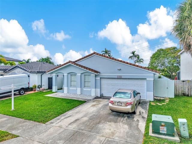 17384 SW 138th Ct, Miami FL 33177 - Miami, FL - Photo 2