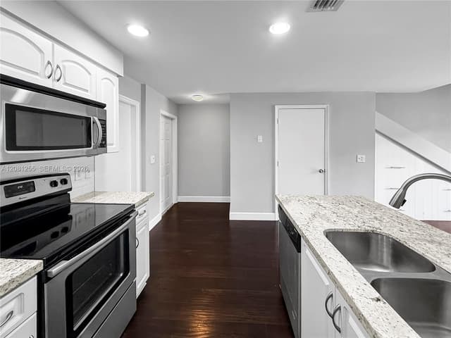 1606 Veracruz Ln, Weston FL 33327 - Weston, FL - Photo 7