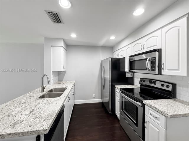 1606 Veracruz Ln, Weston FL 33327 - Weston, FL - Photo 4