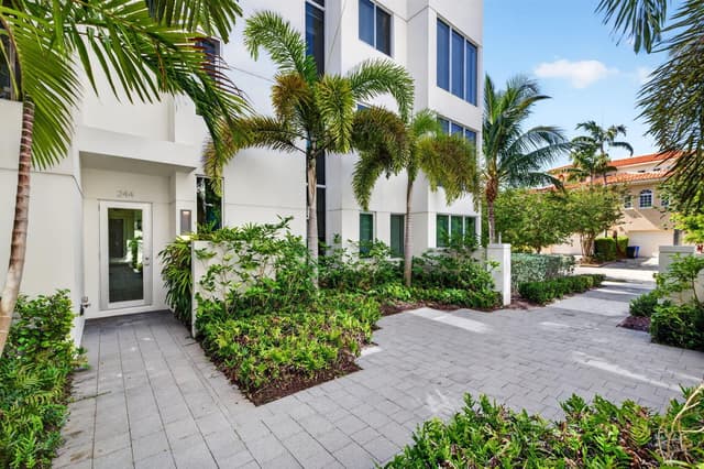 244 Garden Court, Lauderdale By The Sea FL 33308 - Lauderdale By The Sea, FL - Photo 6